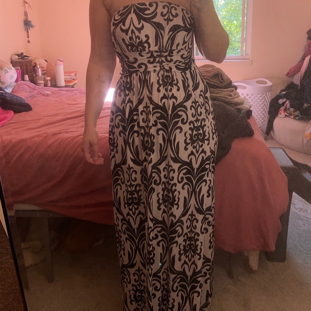 Elegant Strapless Black and White Dress